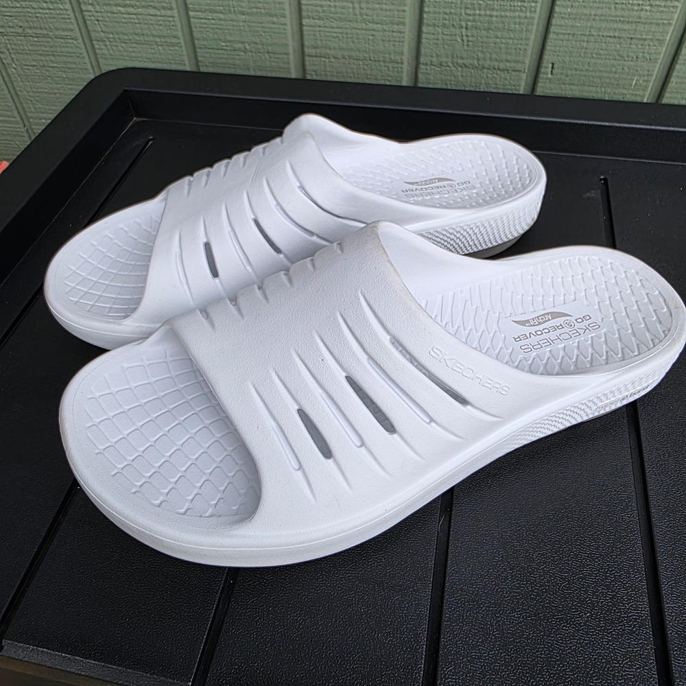 Skechers Go Recover Arch Fit Womens 10 White Slide Sandals Arch Support